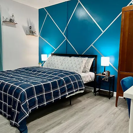 K4 Room Near Airport Mississauga Exterior photo