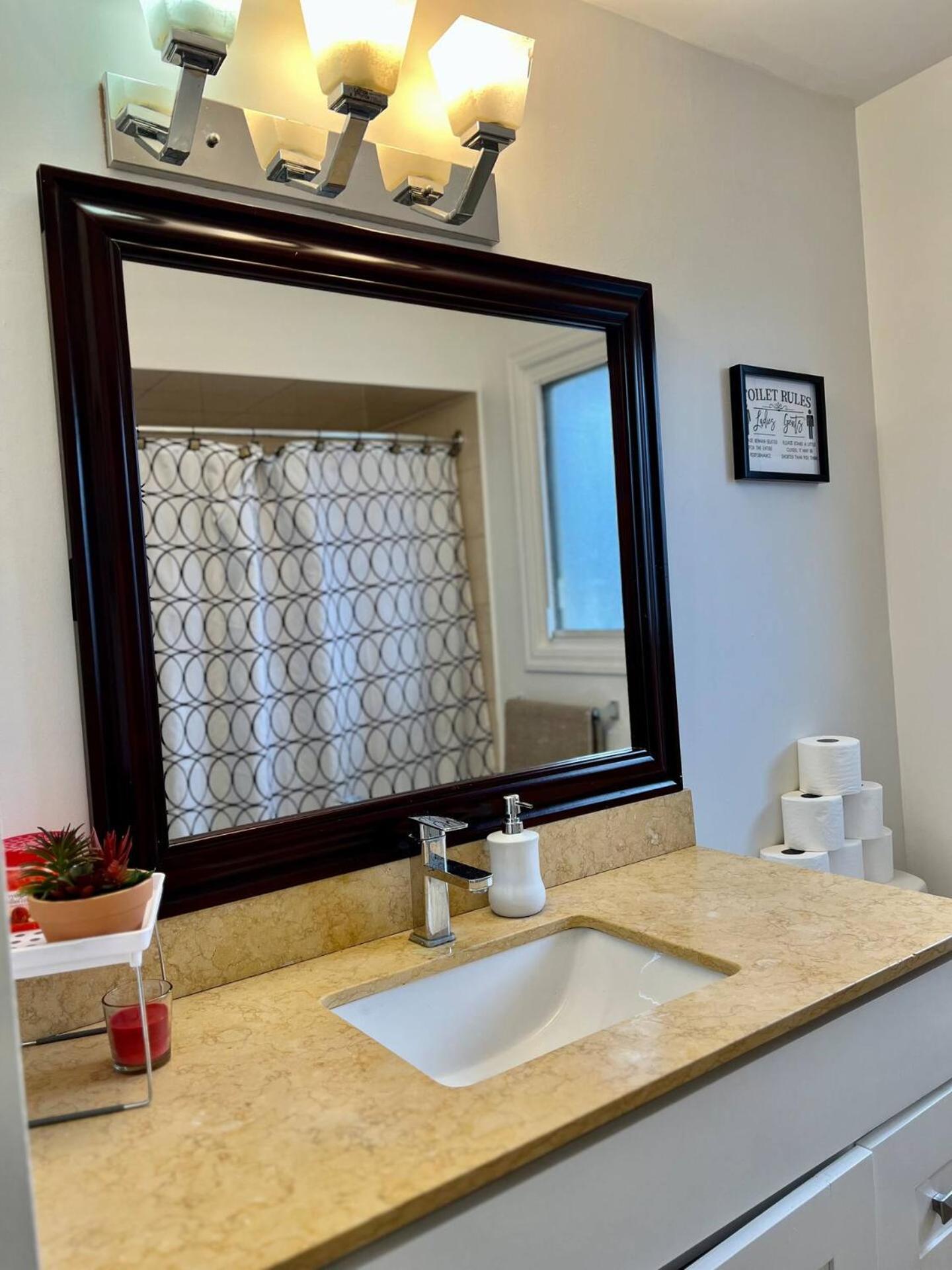 Holiday home K4 Near Airport Mississauga